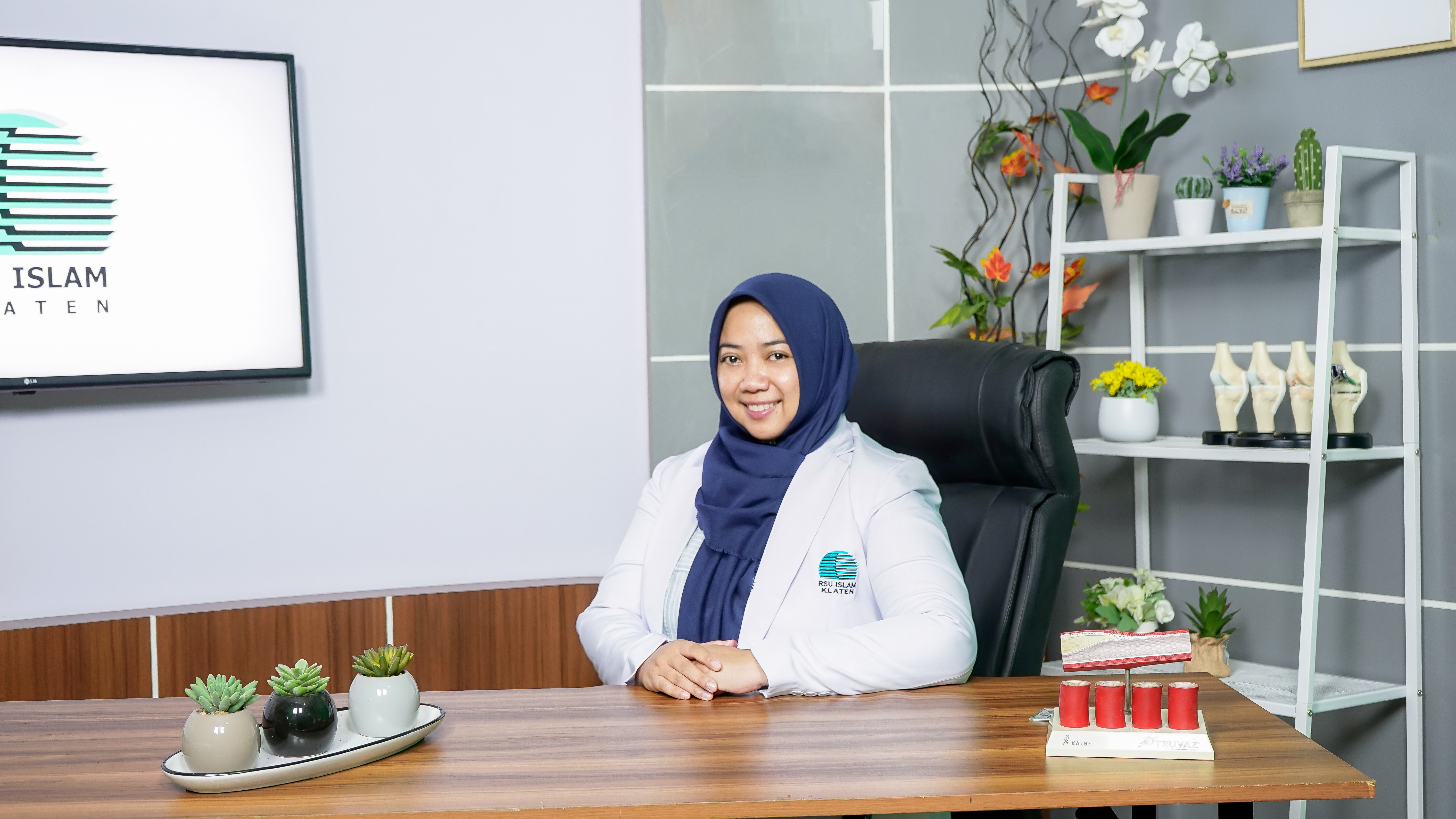 dr. Astri Aditya Wardhani, Sp.P.A